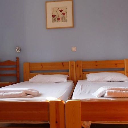 Nikolaki Rooms Pórto Ráfti Exteriör bild